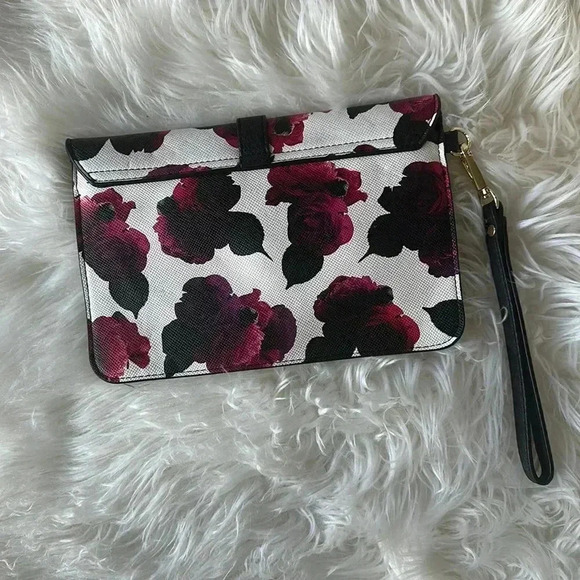 🌺 Cute flowering clutch - Brand New - Picture 2 of 3